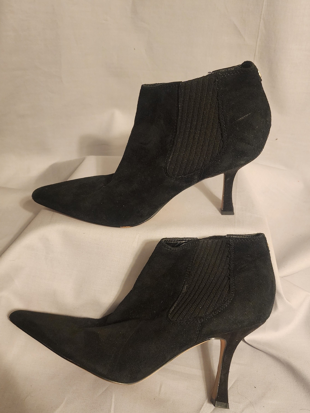 Nine West Black Suede Pointed-Ankle Heeled Boots